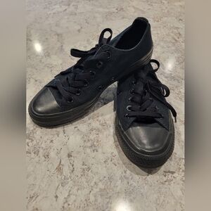 Black converse